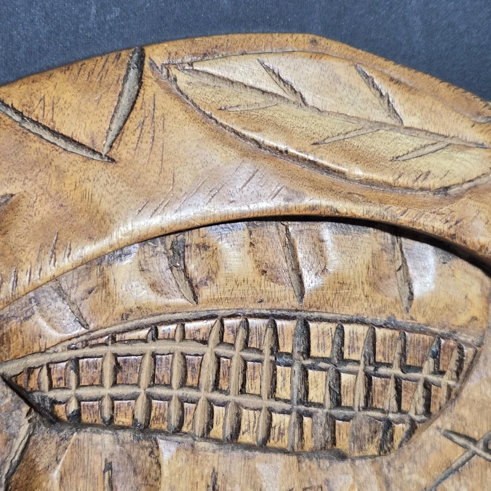 VINTAGE Wooden Wall Plaque‎ BOHO 12